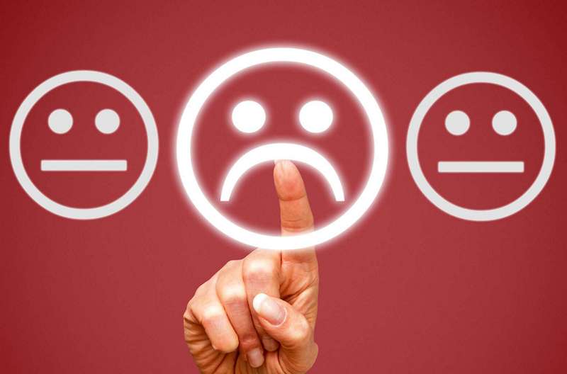 С кем не стоит общаться заставка